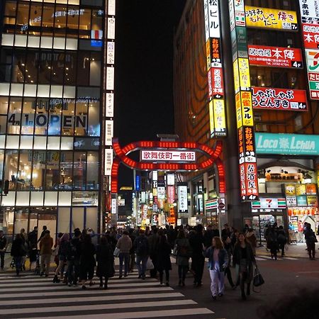 新宿歌舞伎町東新宿站3分钟，徒步伊势丹4分钟免费wi-Fi！ Tokió Kültér fotó